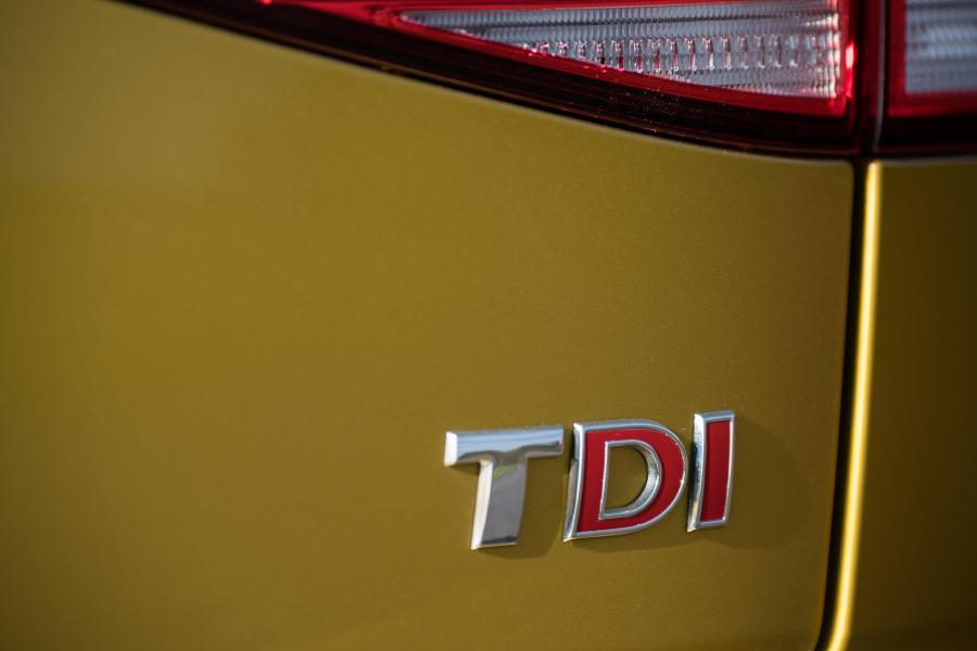 Детали экстерьера Volkswagen Golf TDI 5-Door 2017 года  (UK) (фото 23 из 30)